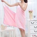Bath towel with wearable handle for women; soft; absorbent; skin-friendly; the model is standing; pink color; vibe houses